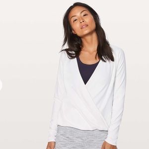 Lululemon Full Freedom Long Sleeve Yoga Wrap Shirt Top, White, Sz 4